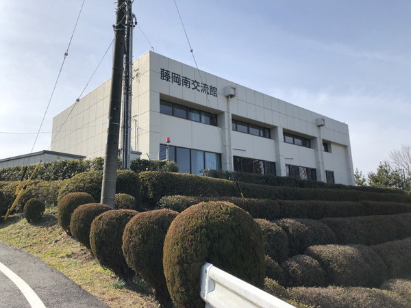 豊田市西中山町辻貝戸の中古一戸建て(藤岡南交流館図書室)