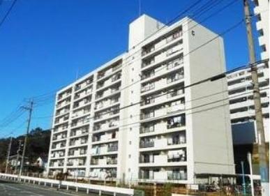 六浦荘団地C棟