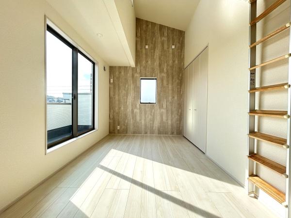 金沢区西柴２丁目　新築一戸建て全１棟