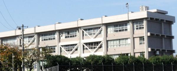コモンヒルズ安針台海の手1番館(横須賀市立長浦小学校)