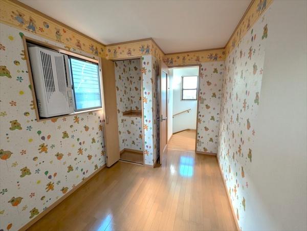 横浜市南区清水ケ丘の中古一戸建て(洋室)