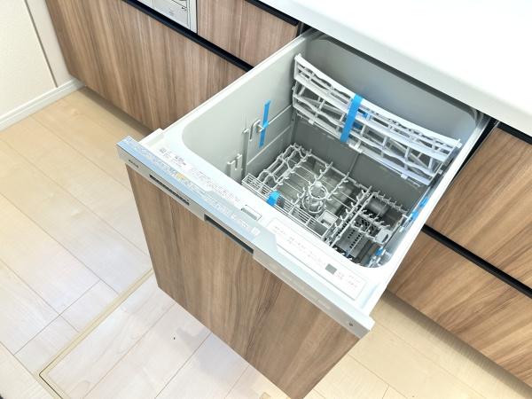 港南区港南台８丁目　新築一戸建て全１棟