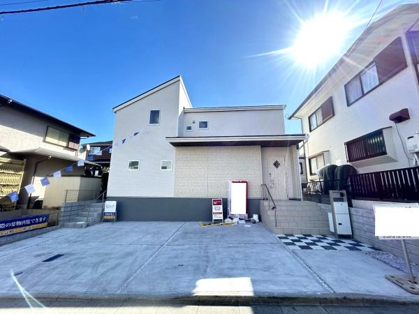 港南区港南台８丁目　新築一戸建て全１棟