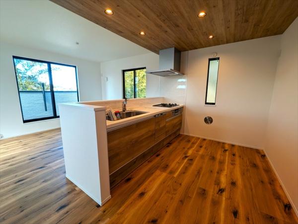 磯子区岡村４丁目　新築一戸建て全２棟２号棟