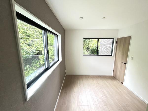 金沢区西柴２丁目　新築一戸建て全２棟B号棟