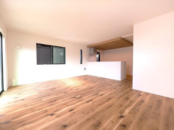 磯子区岡村４丁目　新築一戸建て全２棟１号棟