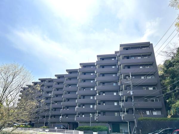 港南台コートハウス２号棟