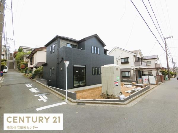 金沢区富岡西４丁目　新築一戸建て全１棟