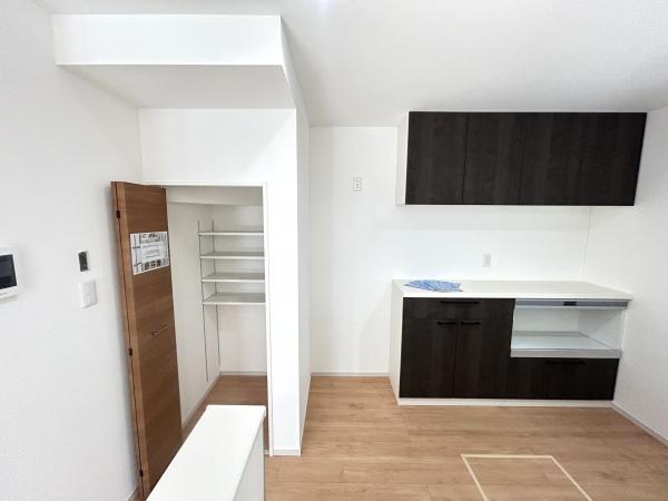 横須賀市浜見台１丁目　新築一戸建て全２棟１号棟