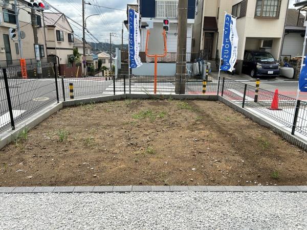 金沢区高舟台２丁目　新築一戸建て全２棟２号棟