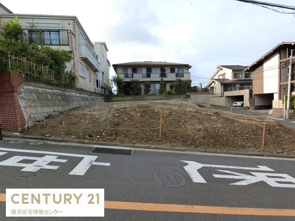 金沢区富岡西１丁目　新築一戸建て全２棟１号棟