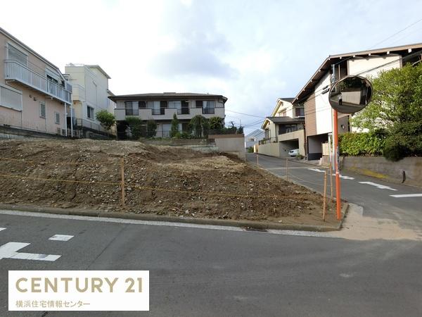 金沢区富岡西１丁目　新築一戸建て全２棟２号棟