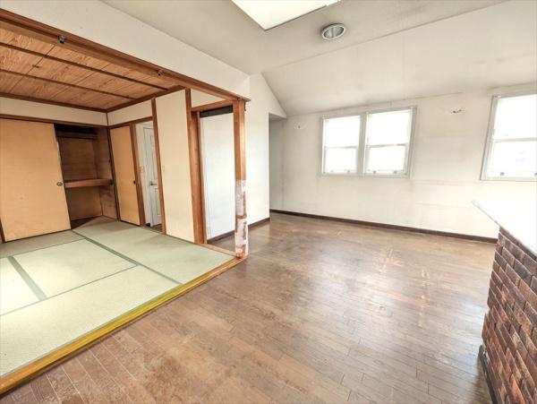 横浜市磯子区岡村１丁目の中古一戸建て