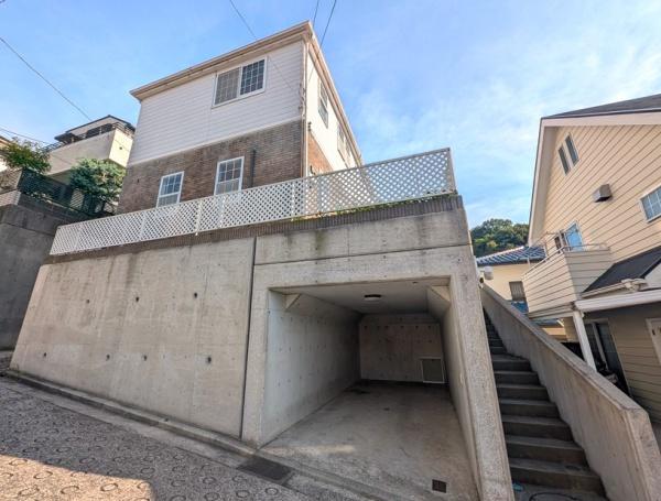 磯子区岡村１丁目　中古一戸建て
