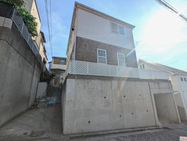 横浜市磯子区岡村１丁目の中古一戸建て