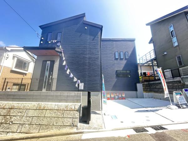 横須賀市湘南鷹取５丁目　新築一戸建て全１棟