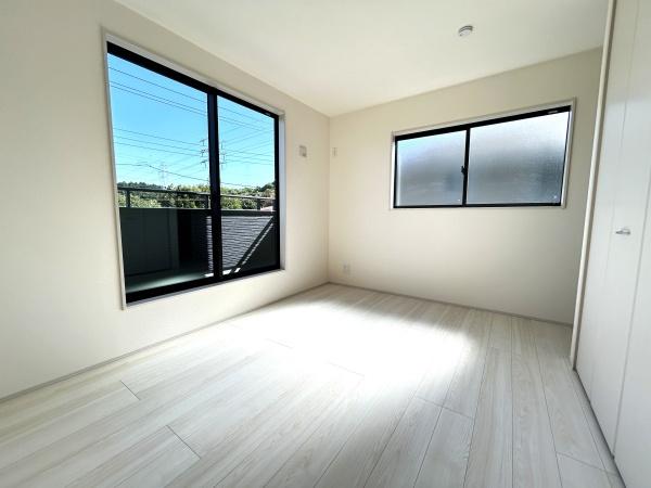 逗子市沼間５丁目　新築一戸建て全２棟２号棟