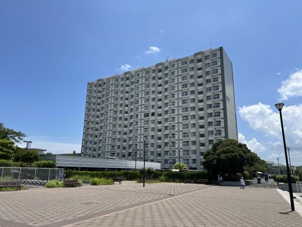 金沢シーサイドタウンさざなみ団地１２号棟