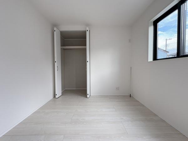 金沢区高舟台1丁目 新築一戸建て全1棟(洋室)