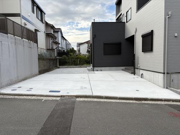 金沢区高舟台1丁目 新築一戸建て全1棟(駐車場)