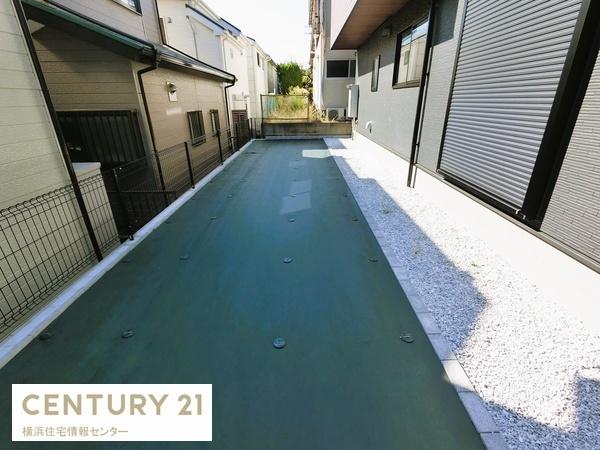 金沢区高舟台2丁目 新築一戸建て全2棟2号棟(庭)