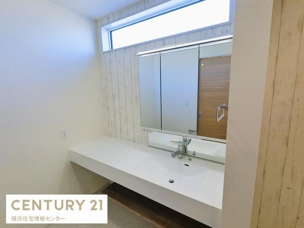 金沢区釜利谷西６丁目　新築一戸建て全１棟