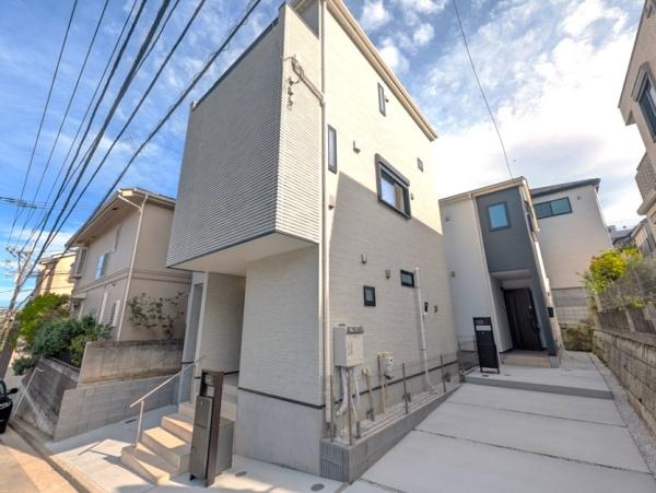 金沢区富岡西１丁目　新築一戸建て全２棟２号棟