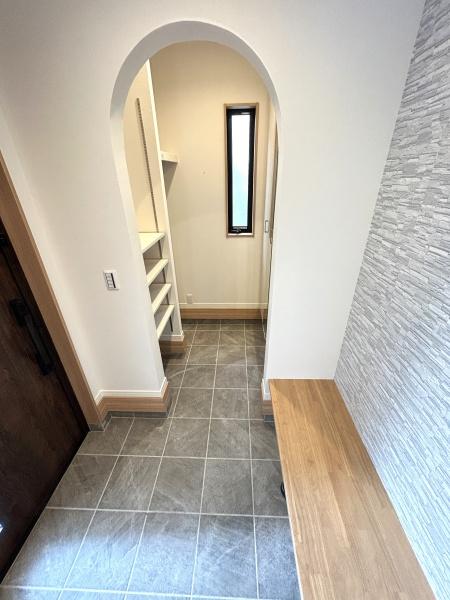 栄区野七里１丁目　新築一戸建て全１棟