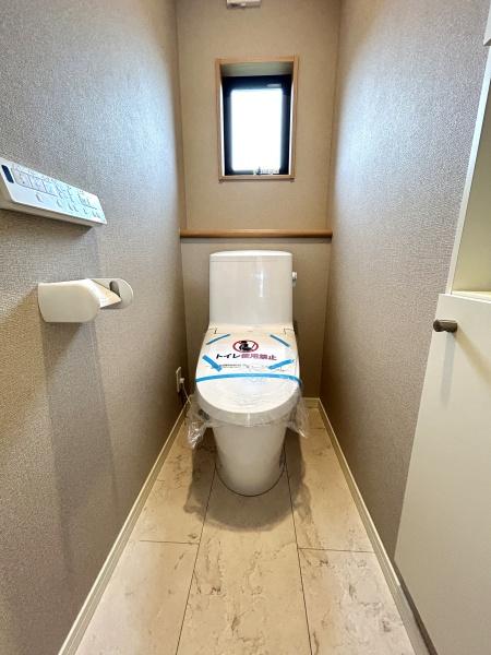 栄区野七里１丁目　新築一戸建て全１棟