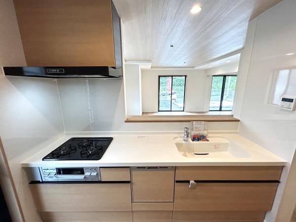 栄区野七里１丁目　新築一戸建て全１棟