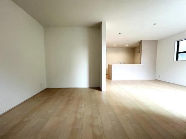 金沢区六浦東１丁目　新築一戸建て全２棟１号棟