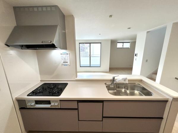 金沢区六浦東１丁目　新築一戸建て全２棟１号棟