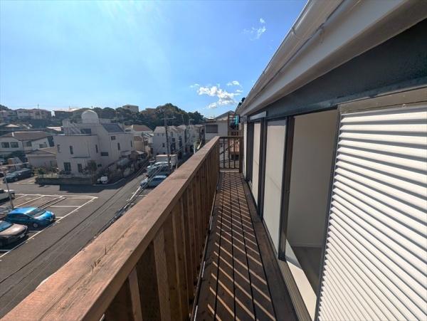 横浜市磯子区滝頭1丁目の中古一戸建て(バルコニー)