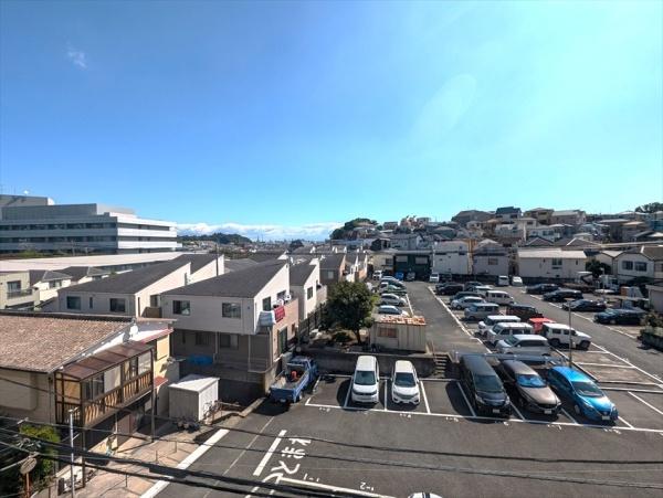 横浜市磯子区滝頭1丁目の中古一戸建て(現地からの眺望)