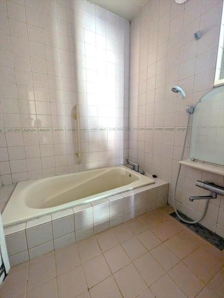 横浜市磯子区岡村１丁目の中古一戸建て