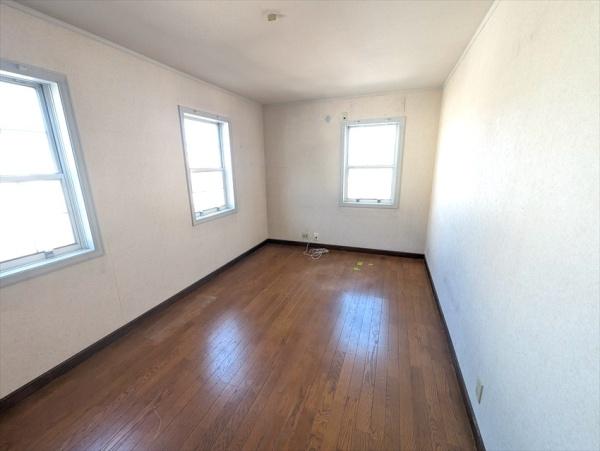 横浜市磯子区岡村１丁目の中古一戸建て