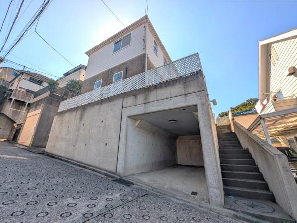 横浜市磯子区岡村１丁目の中古一戸建て