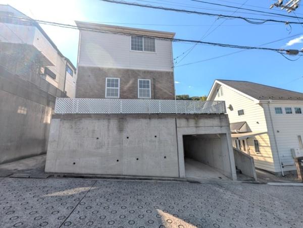 横浜市磯子区岡村１丁目の中古一戸建て