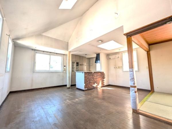 横浜市磯子区岡村１丁目の中古一戸建て