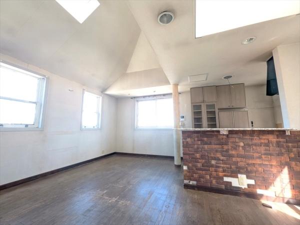 横浜市磯子区岡村１丁目の中古一戸建て