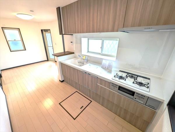 横浜市港南区上永谷6丁目の中古一戸建て(キッチン)