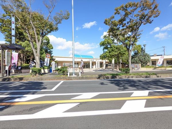 サングレイス能見台南(京急ストア能見台店)