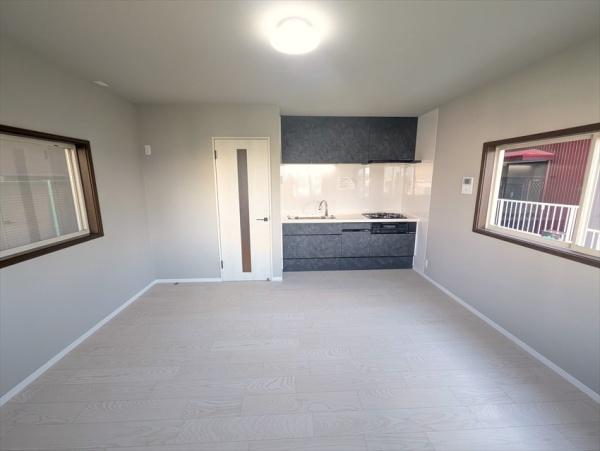 金沢区富岡西１丁目　中古一戸建て