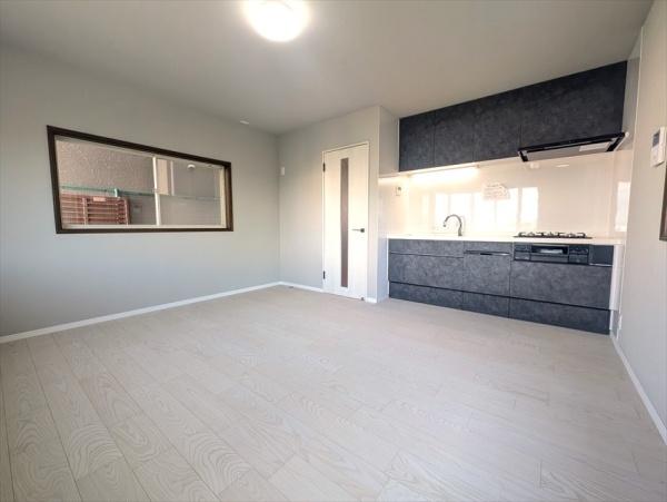 金沢区富岡西１丁目　中古一戸建て