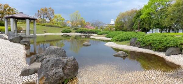 港南台めじろ団地４１号棟(日野中央公園)