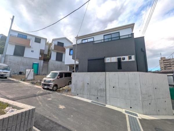 横須賀市船越町１丁目　新築一戸建て全５棟２号棟