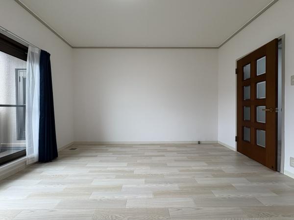 西武郊外マンション湘南鷹取台H棟