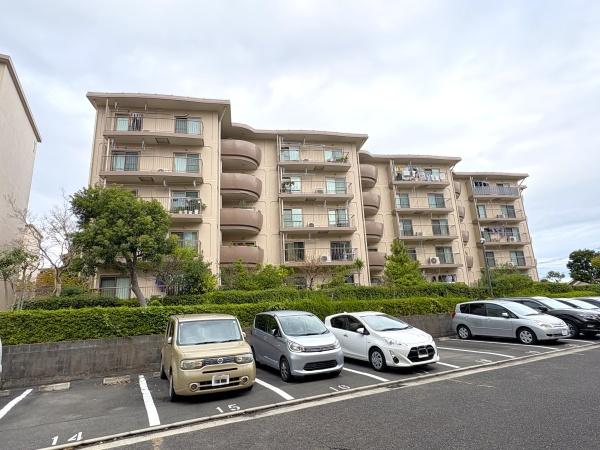 西武郊外マンション湘南鷹取台H棟