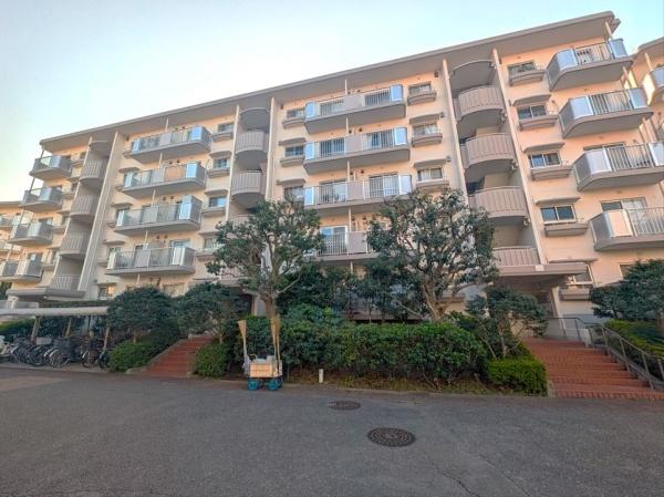 磯子丸山台ハイツ４号棟