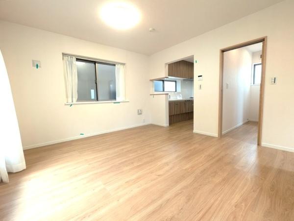 磯子区磯子２丁目　中古一戸建て